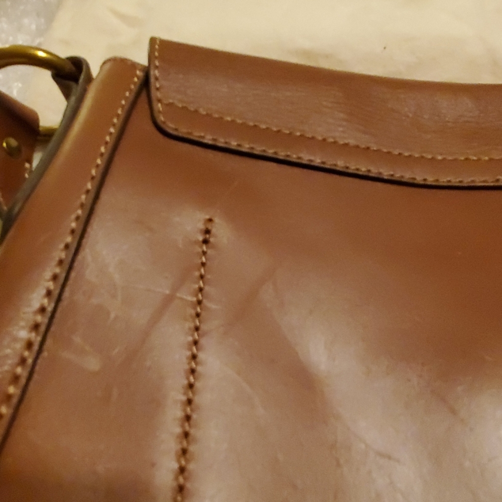 🏵Leather Frye Cognac Crossbody Bag🏵 - Picture 7 of 8